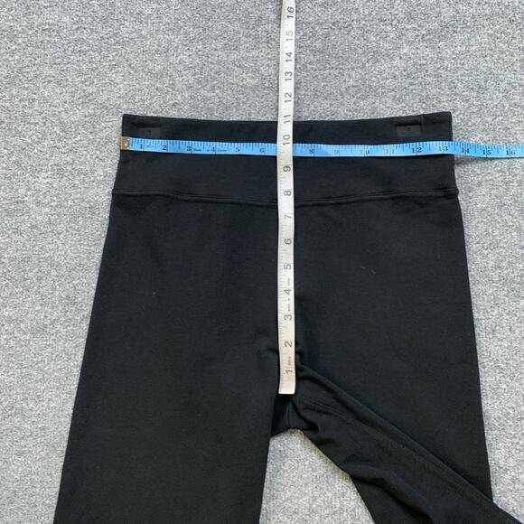 Splendid Shorts Womens S Small Black Elastic Waist Straight Pull On Stretch Bike - Picture 3 of 9